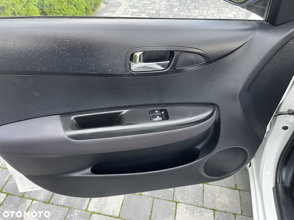 Hyundai i20 - 22