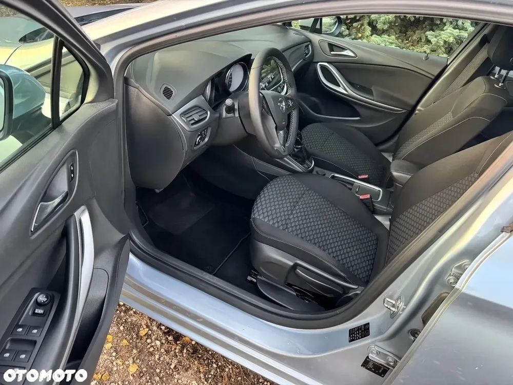 Opel Astra - 6
