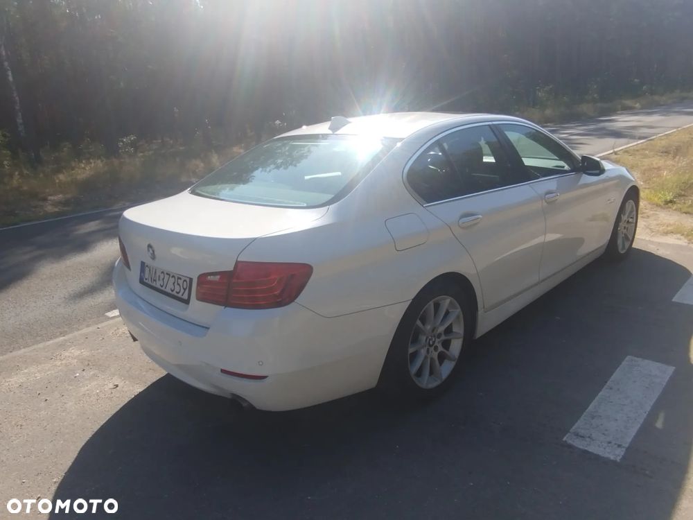 BMW Seria 5 535i xDrive Sport-Aut - 6