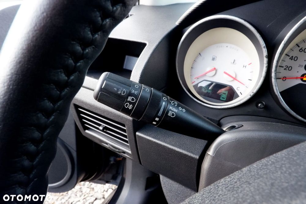 Dodge Caliber 2.0 CRD SXT - 17