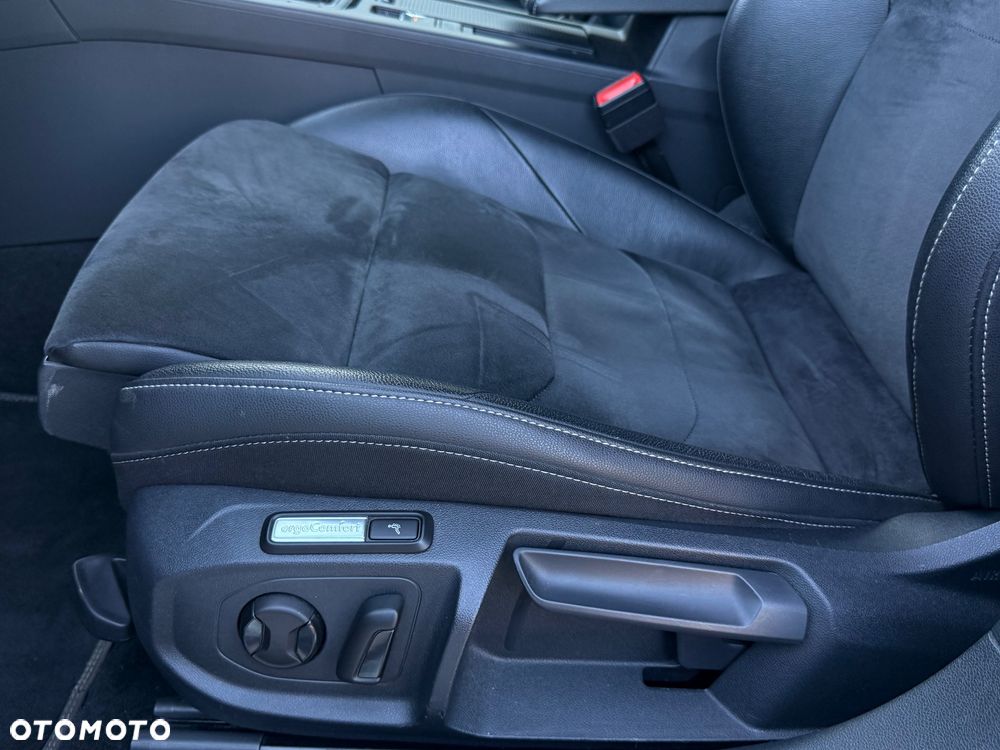 Volkswagen Arteon 2.0 TSI 4Motion R-Line DSG - 11
