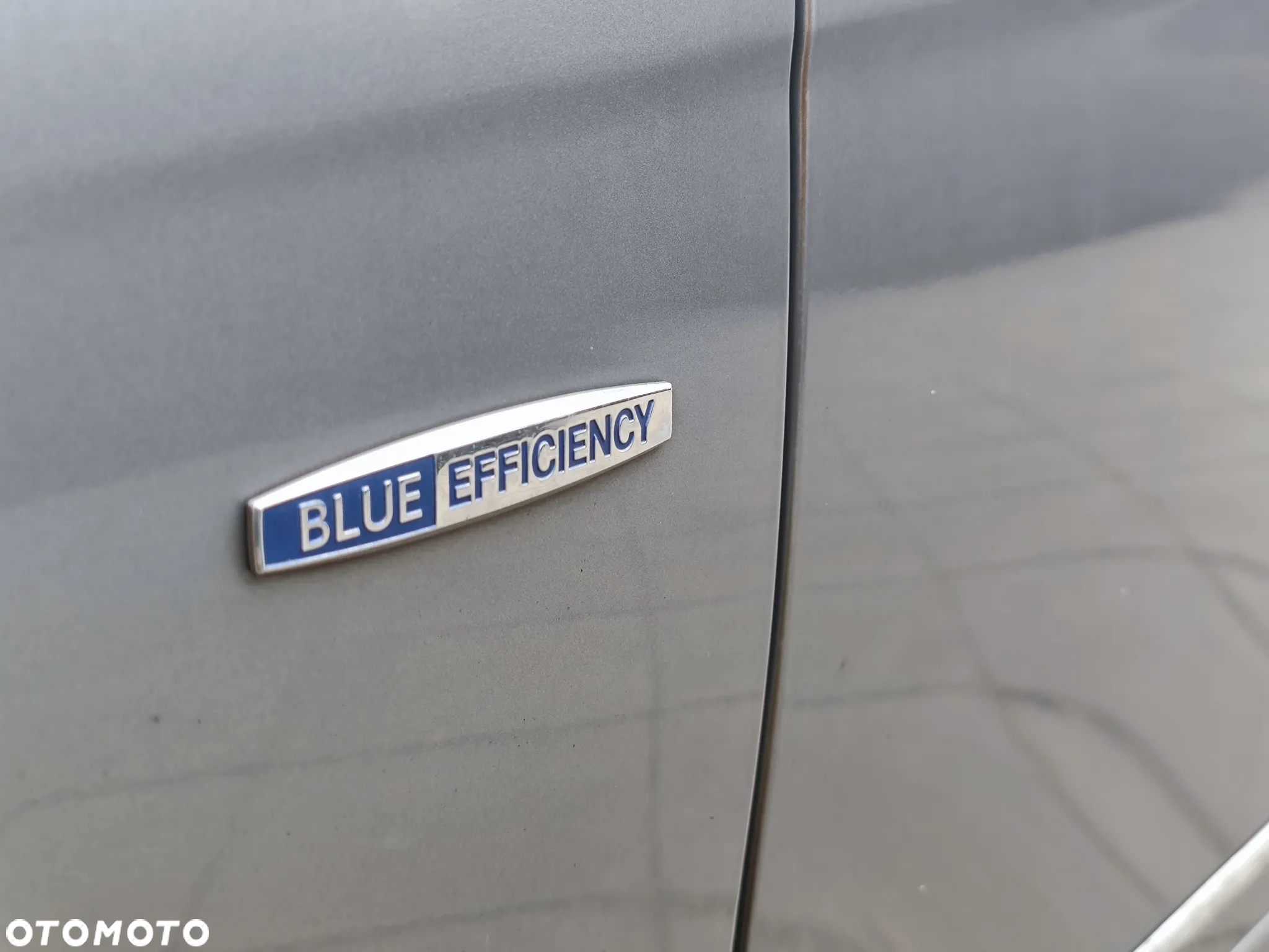Mercedes-Benz Klasa C 180 CGI Automatik BlueEFFICIENCY Avantgarde - 8