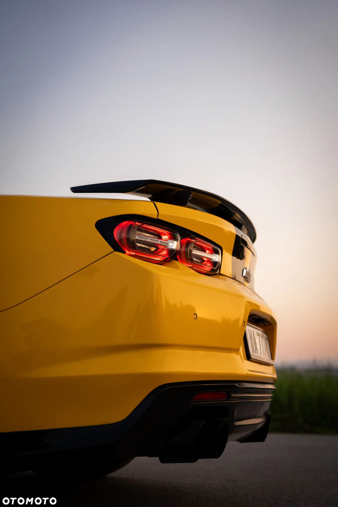 Chevrolet Camaro - 4