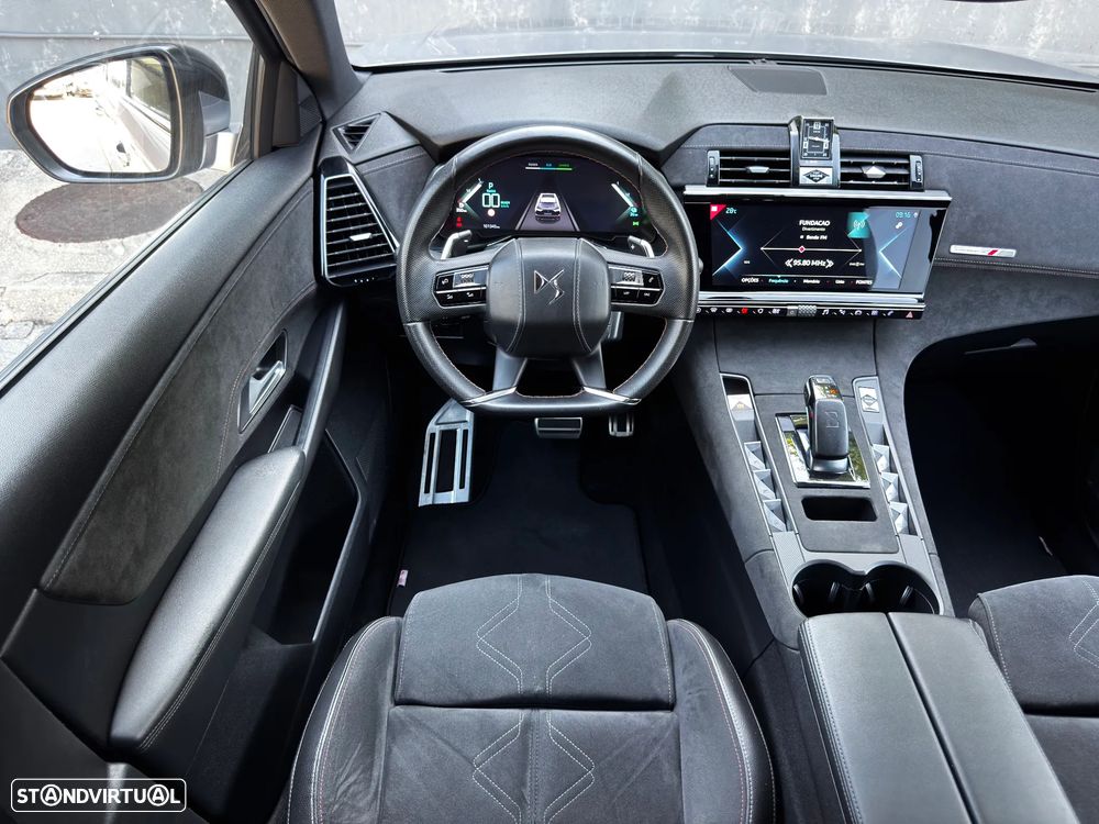 DS DS7 Crossback E-Tense Performance Line EAT8 - 17