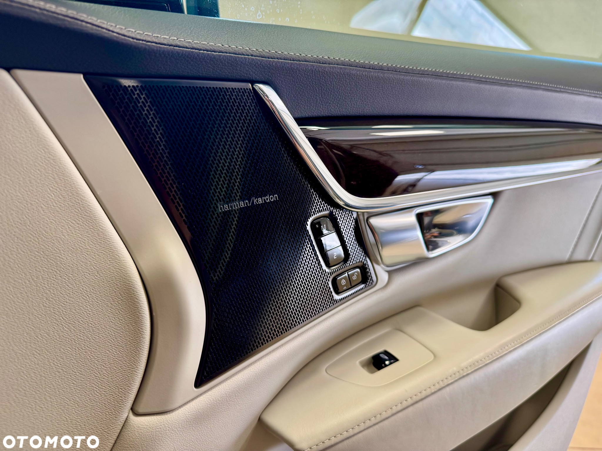 Volvo S90 D5 SCR AWD Inscription - 34