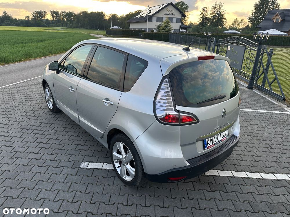 Renault Scenic 1.6 16V 110 Dynamique - 16