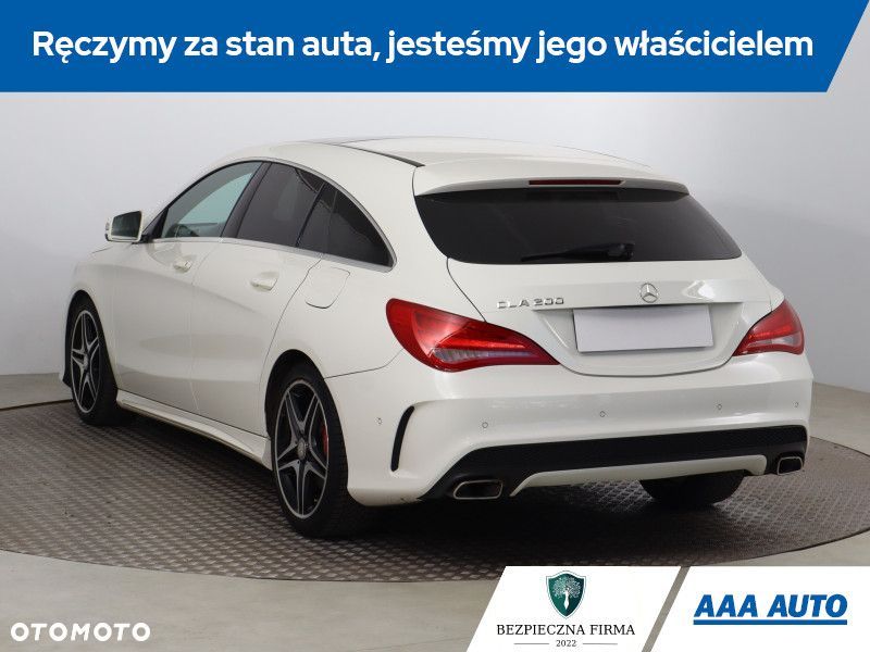 Mercedes-Benz CLA - 5