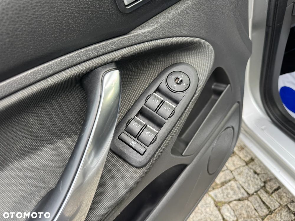 Ford C-MAX 1.8 S - 28