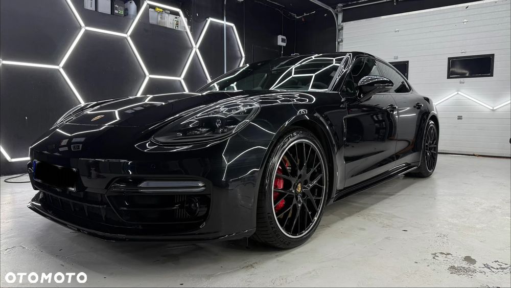 Porsche Panamera - 2