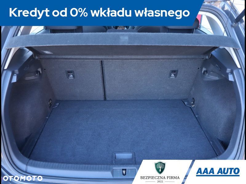 Volkswagen Golf - 14