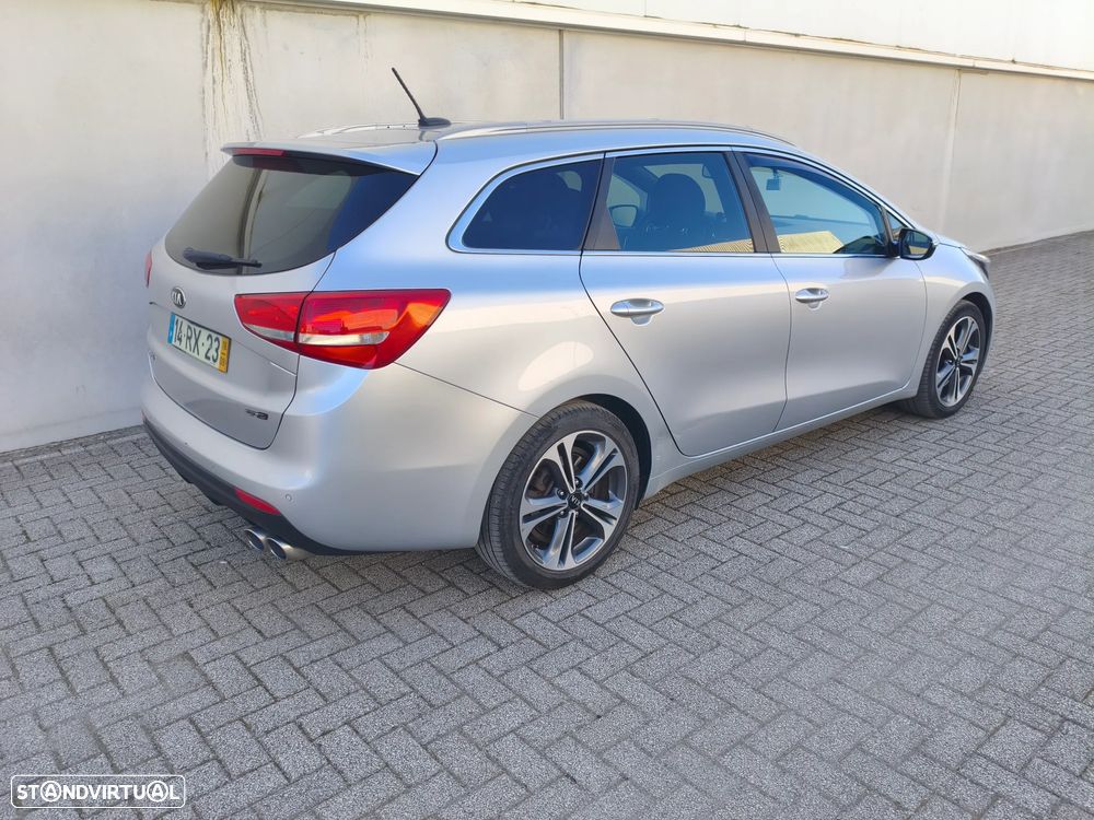 Kia Ceed SW 1.6 CRDi GT Line 7DCT - 8
