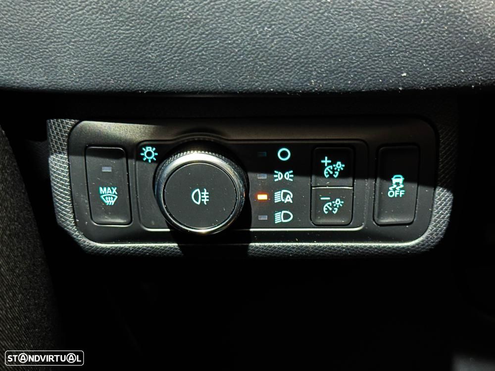 Ford Mustang Mach-E Premium AWD - 48