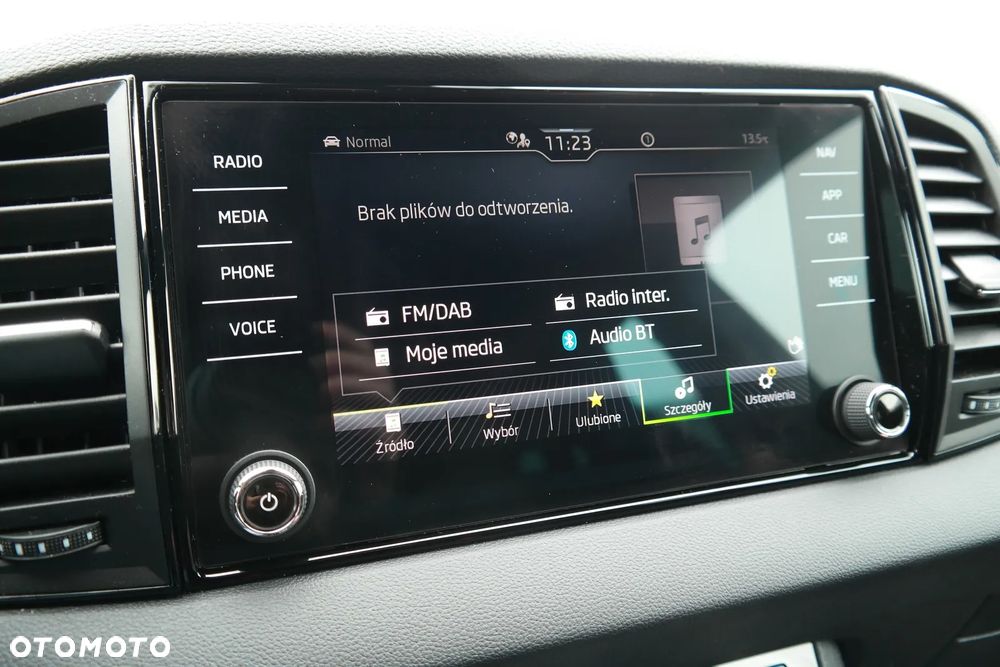 Skoda Karoq 1.5 TSI ACT Sportline DSG - 25