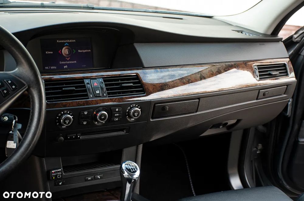 BMW Seria 5 - 29