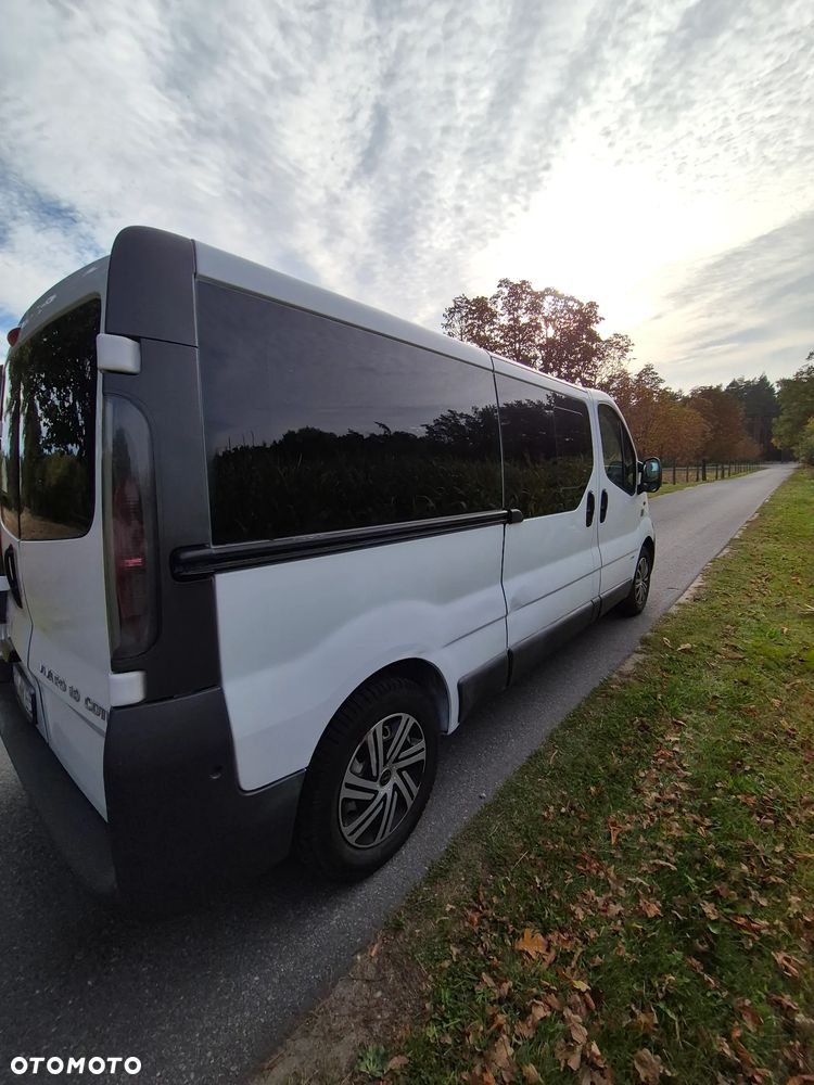 Opel Vivaro - 6