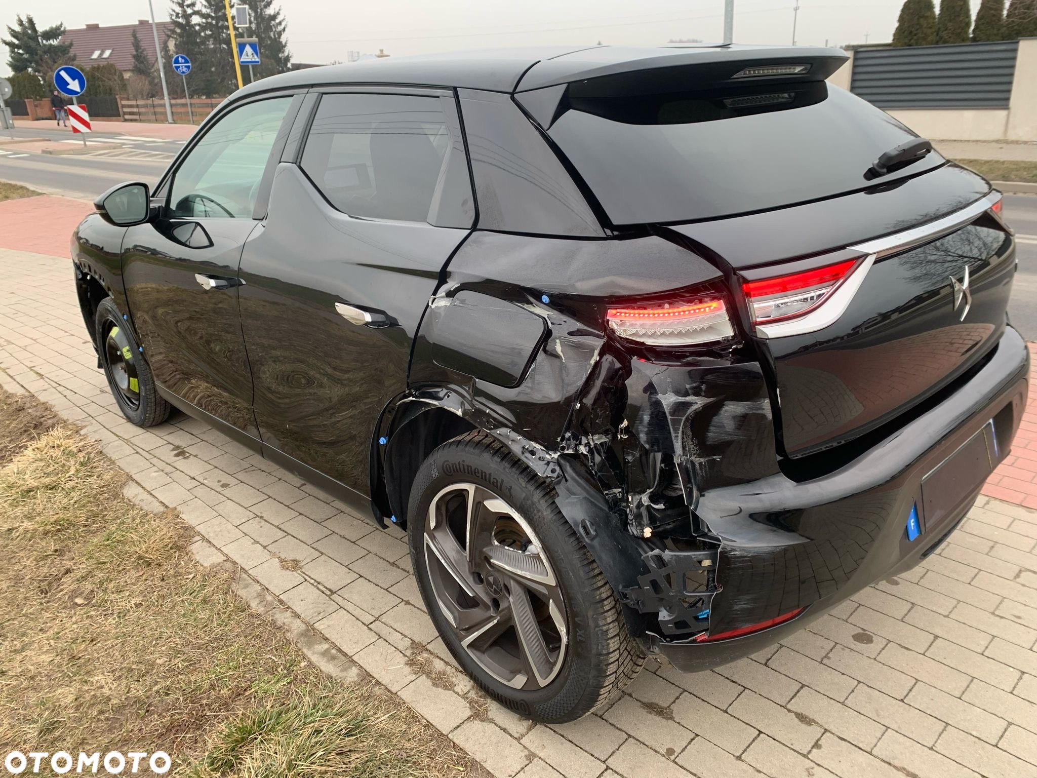 DS Automobiles DS 3 Crossback BlueHDi 130 Esprit de Voyage - 4