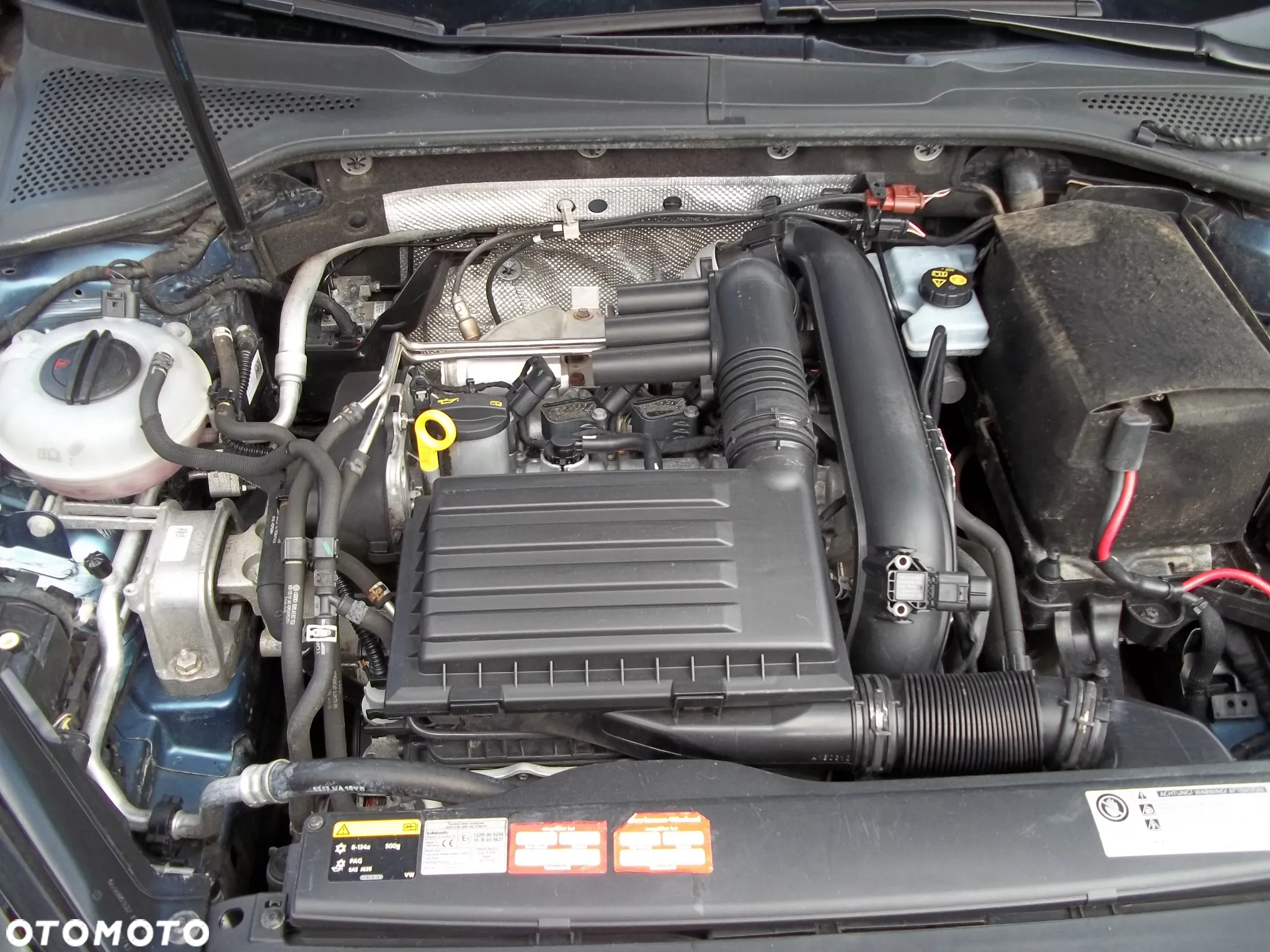 Volkswagen Golf VII 1.2 TSI BMT Trendline - 16