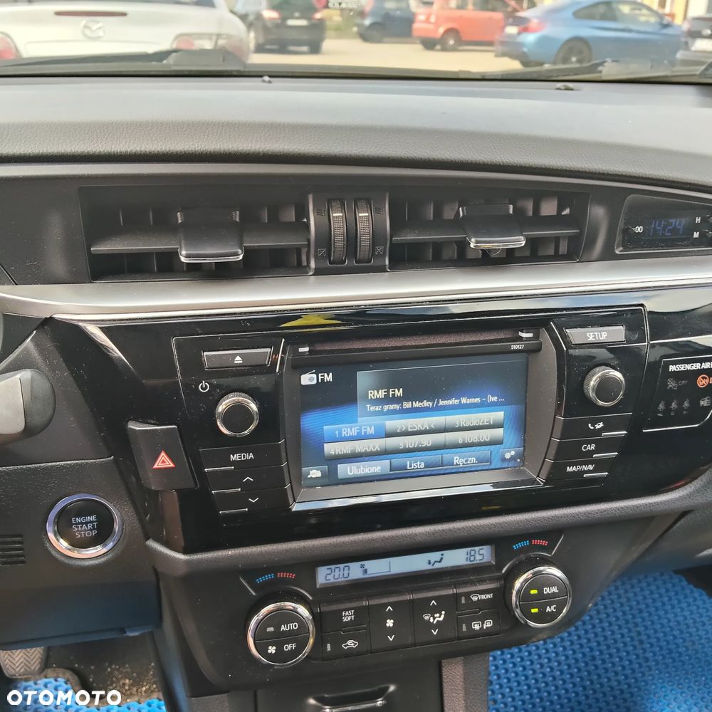 Toyota Corolla 1.6 Prestige - 5