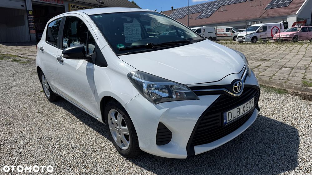 Toyota Yaris 1.0 Sol - 2