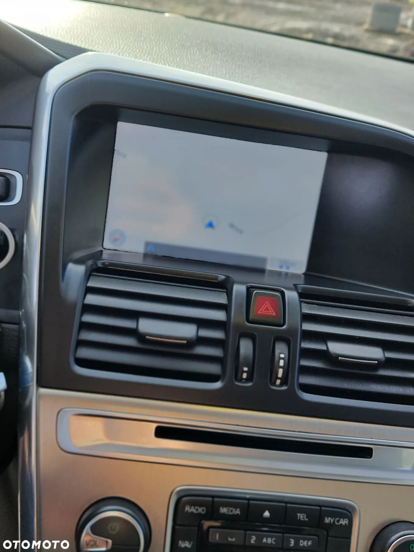 Volvo XC 60 DRIVe Momentum - 23