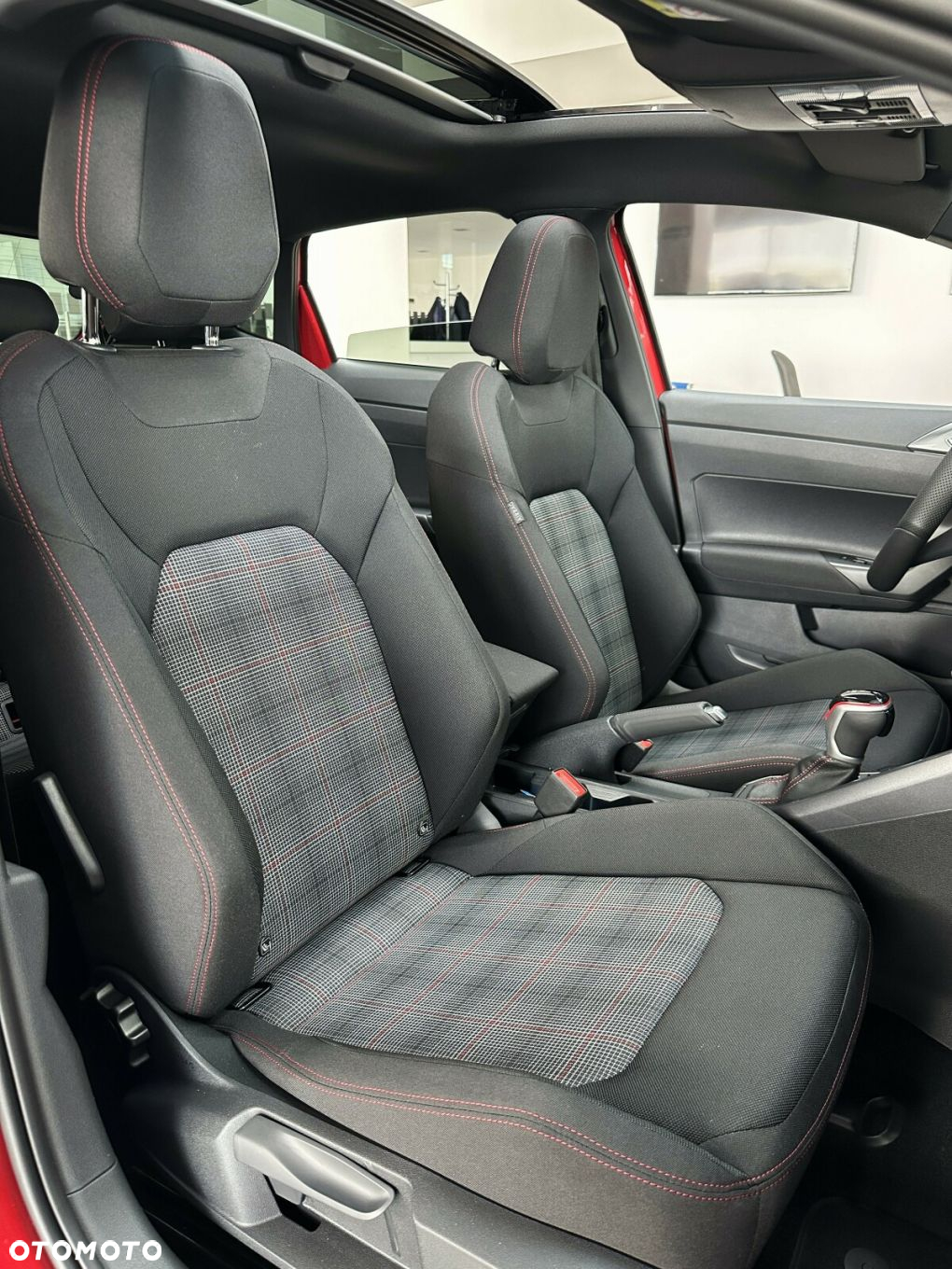 Volkswagen Polo 2.0 TSI GTI DSG - 12