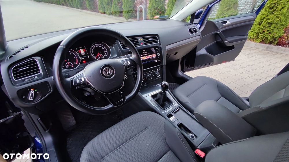Volkswagen Golf VII 1.6 TDI BMT Comfortline - 26
