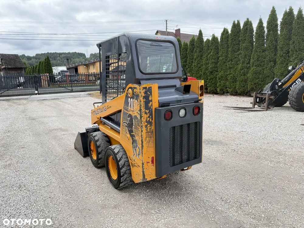 MUSTANG 2012 Bobcat MINIŁADOWARKA ŁADOWARKA / Z NIEMIEC / SZEROKOŚĆ 90CM! / 5035 180 120 jcb schaeff weidemann schaffer avant czesci case bobcat kramer gehl s70 wacker wl25 L23 L28 S100 S130przegub - 3