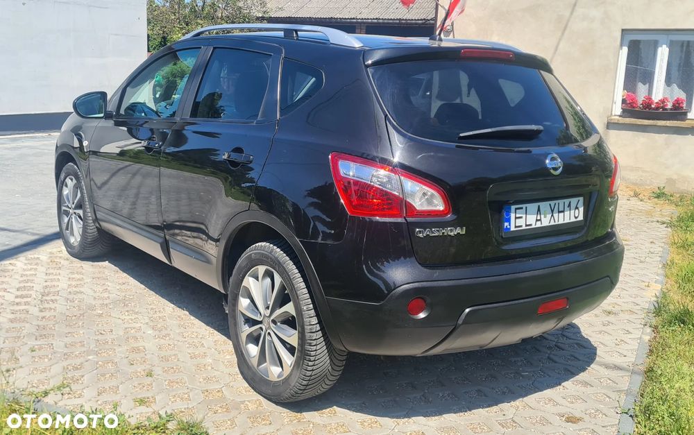 Nissan Qashqai 2.0 dCi 4x4 Tekna - 28