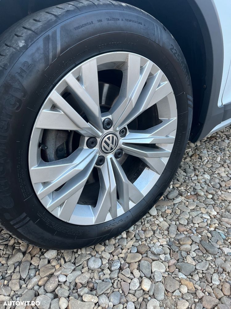 Volkswagen Passat Alltrack 2.0 TDI DSG 4Motion - 12