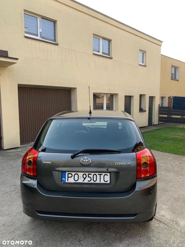 Toyota Corolla - 3