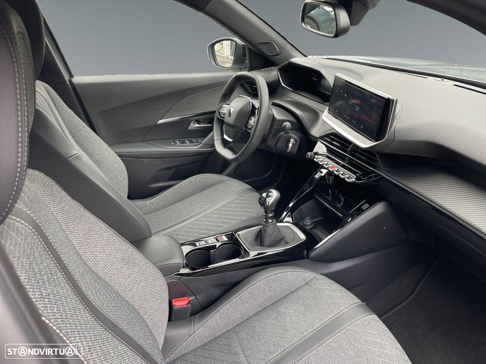 Peugeot 2008 1.2 PureTech Allure - 16