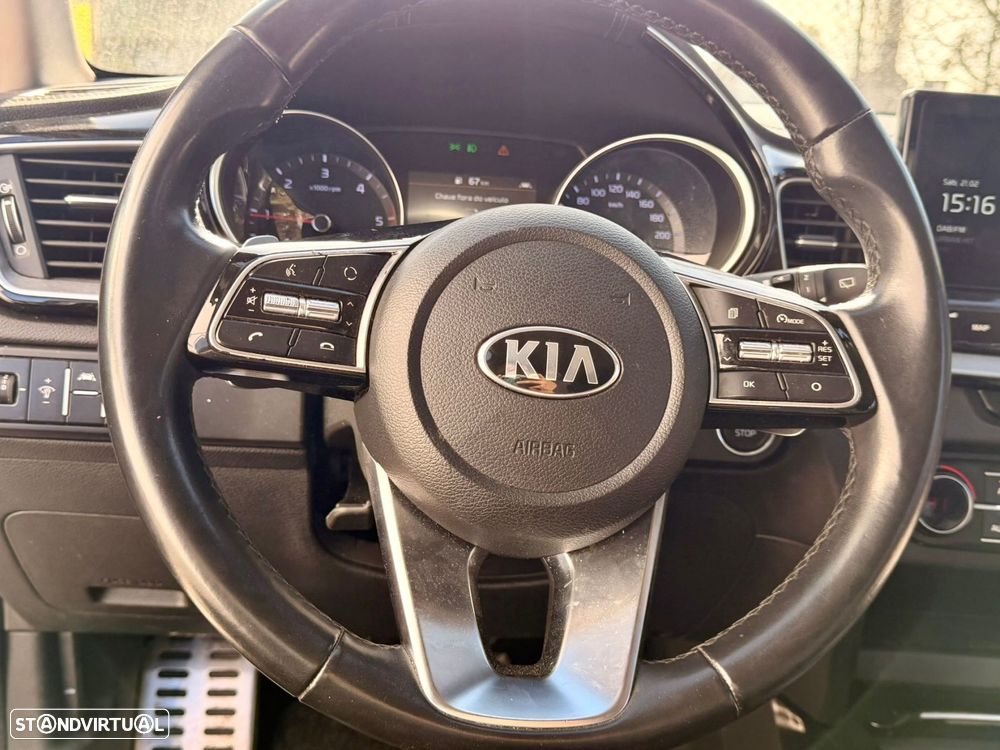 Kia XCeed - 20