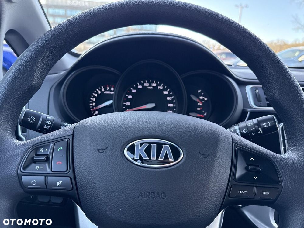 Kia Rio 1.4 M - 14