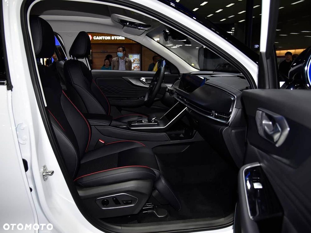 BAIC 7 1.5T Luxury Plus DCT - 17