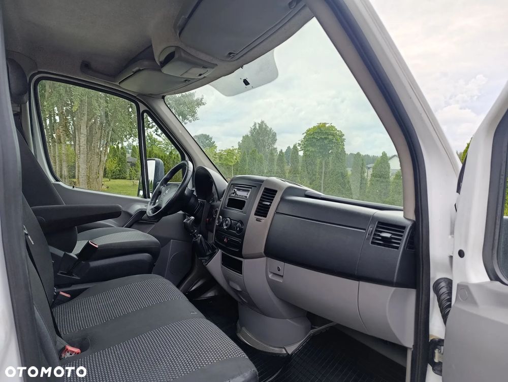 Mercedes-Benz Sprinter - 8