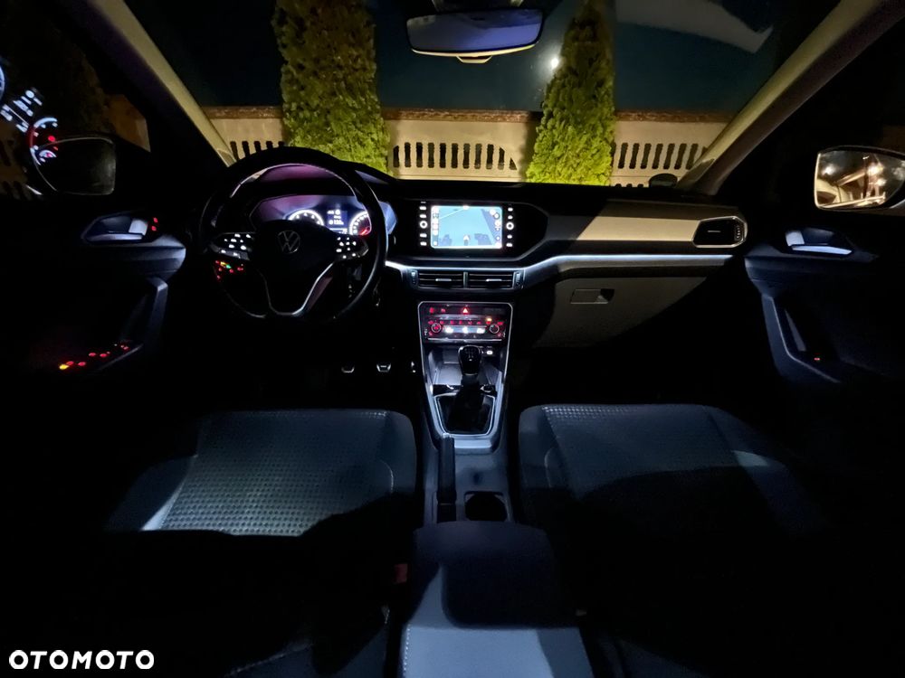 Volkswagen T-Cross 1.0 TSI OPF ACTIVE - 29