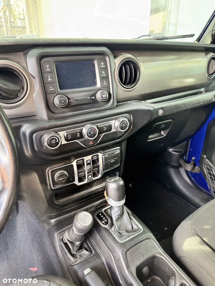 Jeep Wrangler Unlimited GME 2.0 Turbo Sport - 14