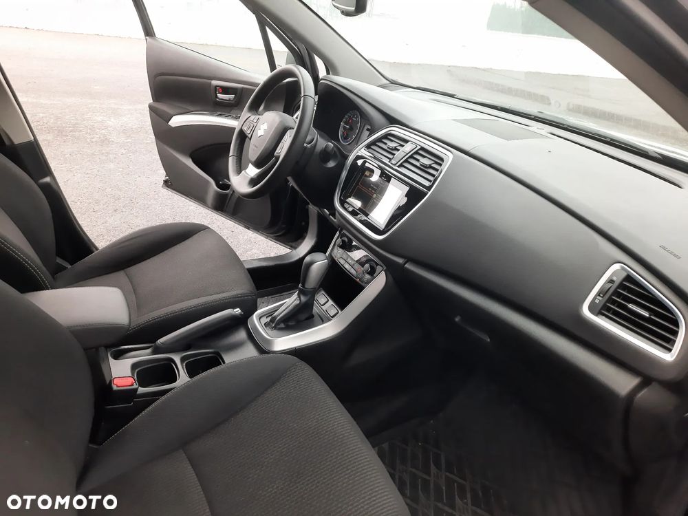 Suzuki SX4 S-Cross 1.0 T Premium - 14