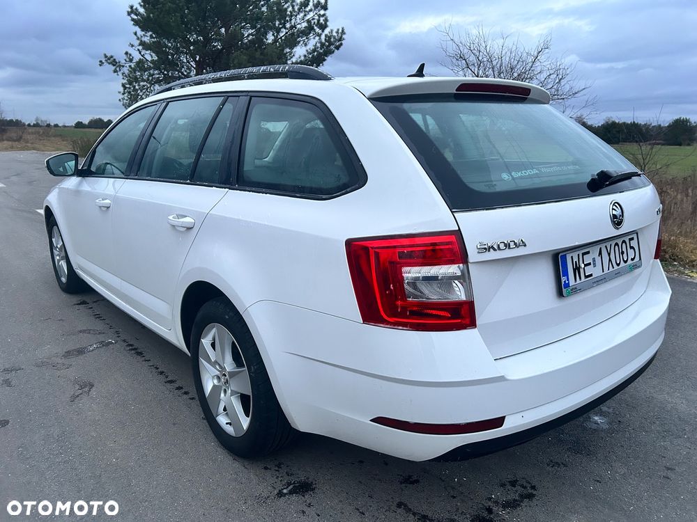Skoda Octavia 1.6 TDI Ambition - 11