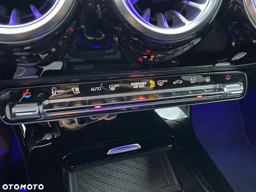 Mercedes-Benz CLA - 14