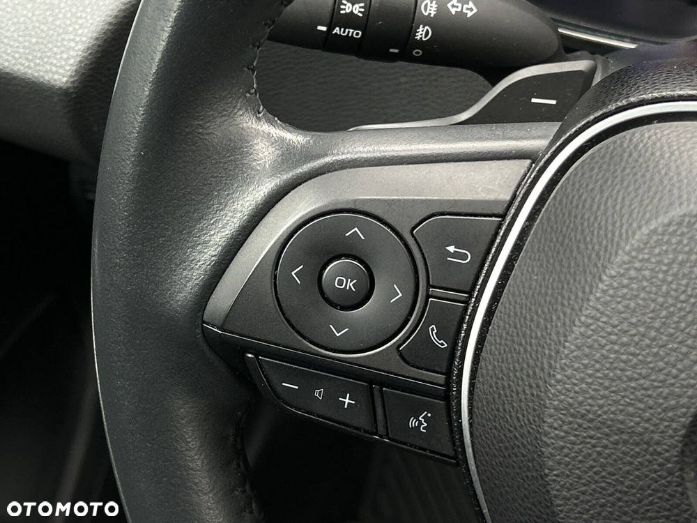 Toyota Corolla 2.0 Hybrid Comfort - 21