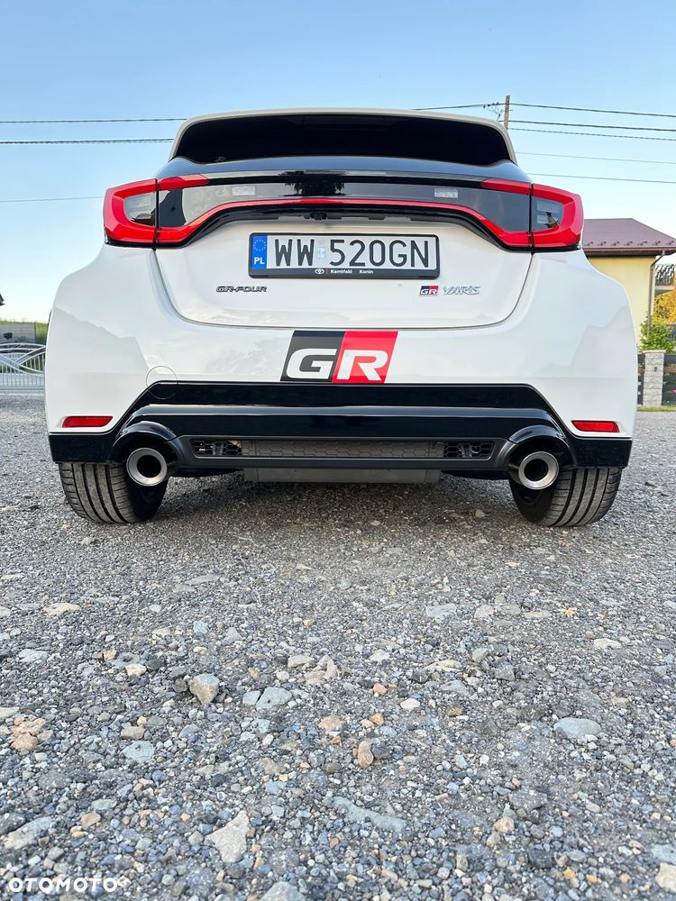 Toyota GR Yaris 1.6 Dynamic - 10
