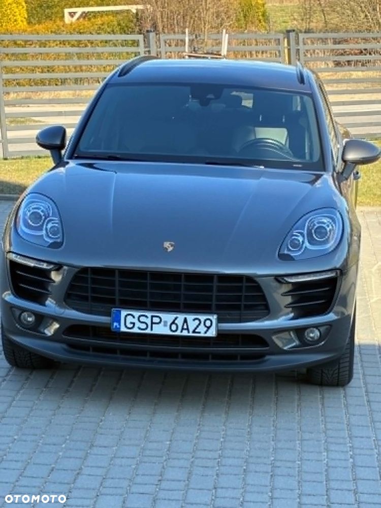 Porsche Macan Standard - 1
