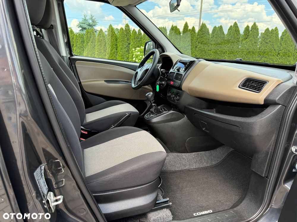 Opel Combo - 29