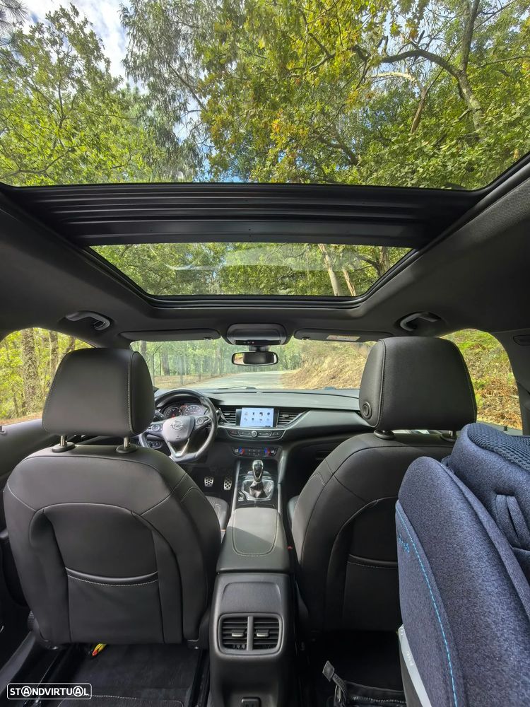 Opel Insignia Sports Tourer - 14