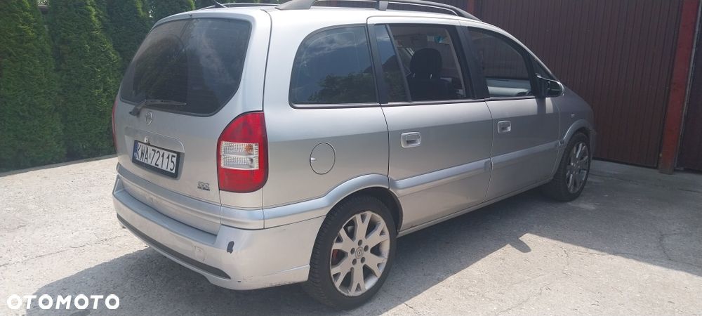 Opel Zafira - 2