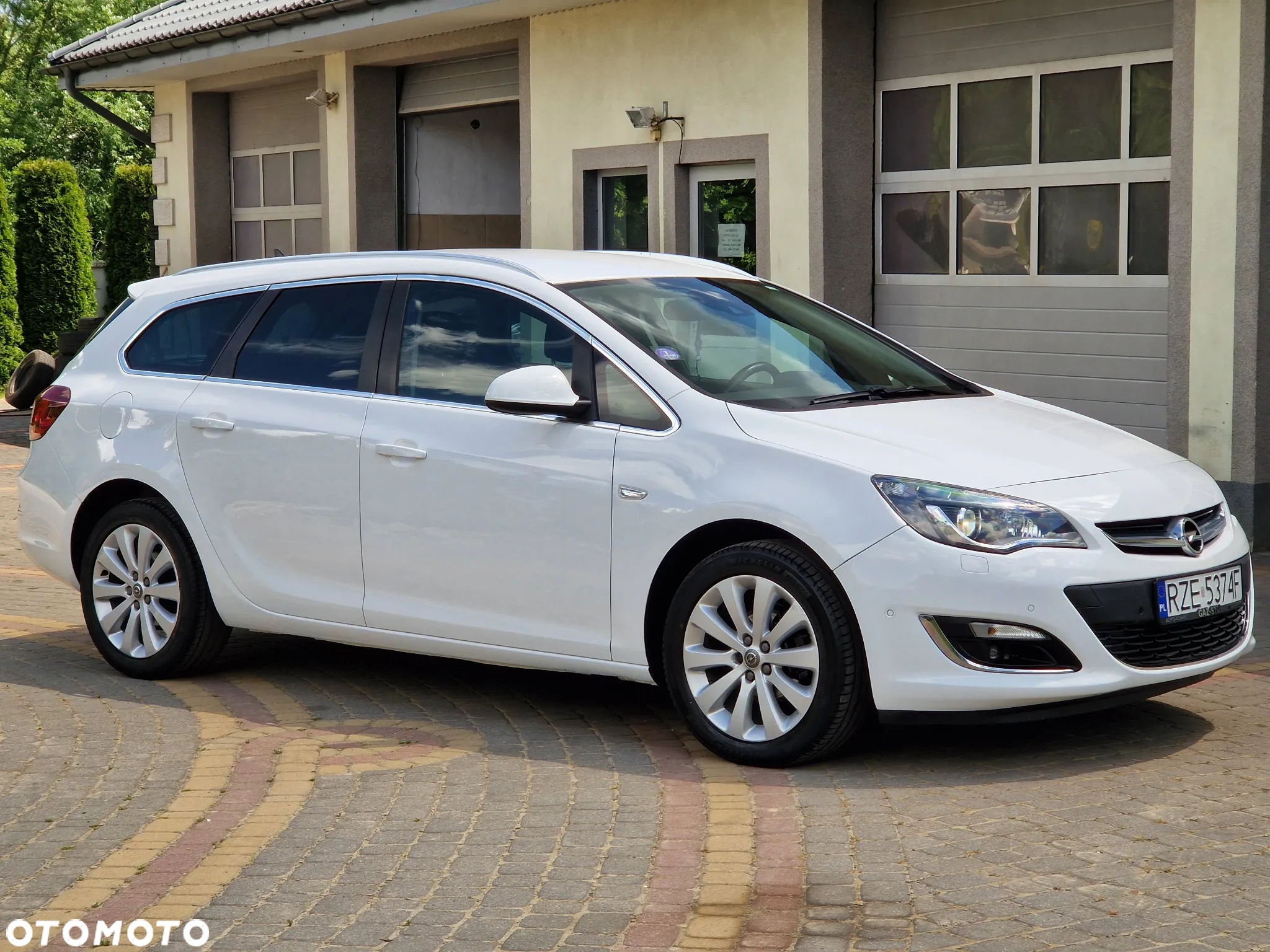 Opel Astra 1.4 Turbo Cosmo - 21