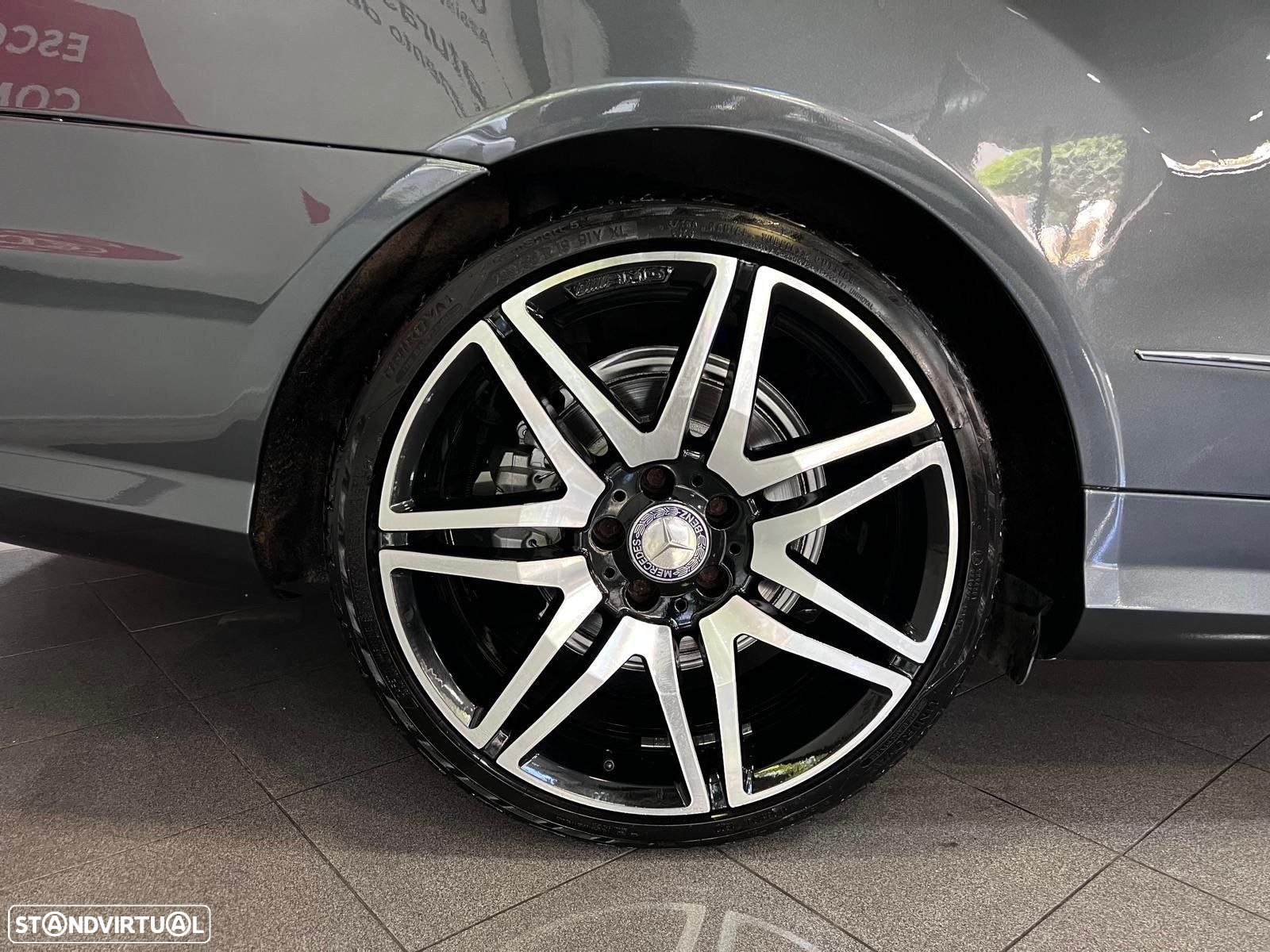 Mercedes-Benz E 220 - 16