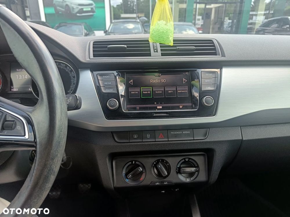 Skoda Fabia - 18