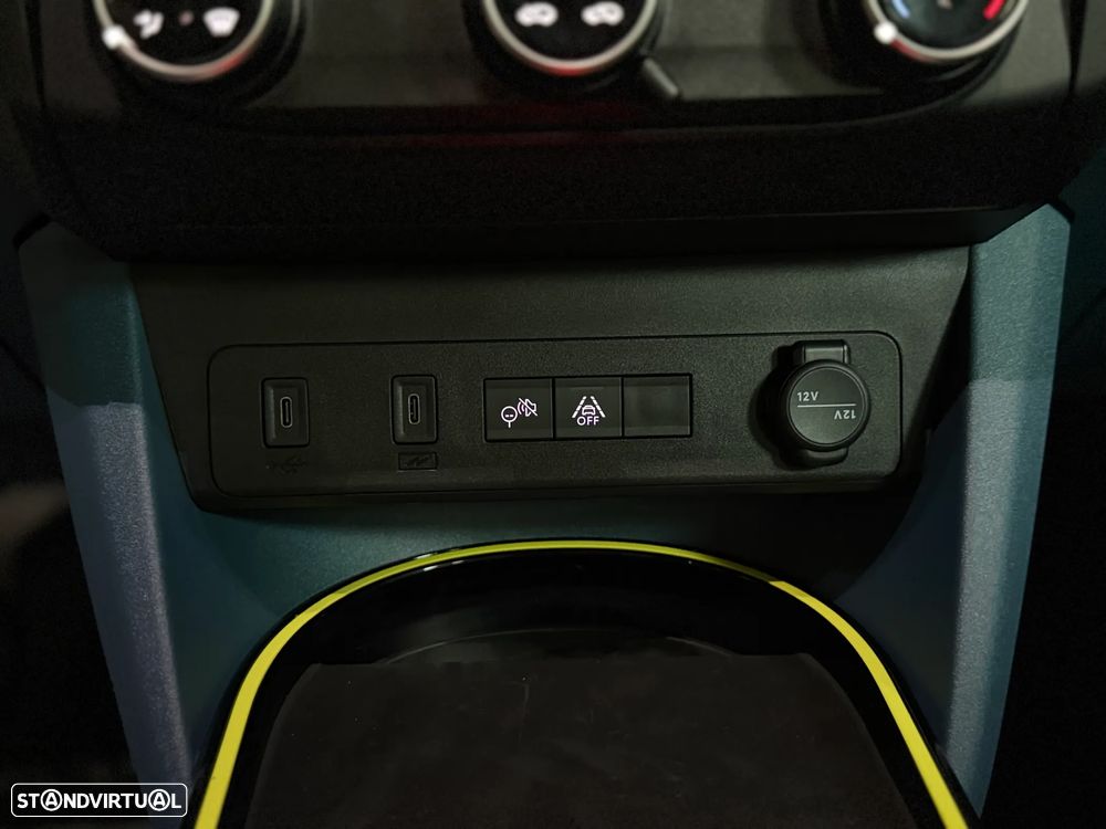 Fiat Grande Panda 1.2 Hybrid Icon eDCT - 22